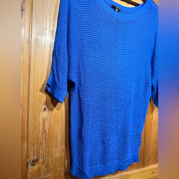 Express Tops - Express Relaxed Fit Cut Out Design Blouse in Bright Blue Women’s Medium